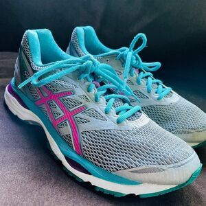 ASICS GEL-Cumulus 18 Womens 11 US, 43 EUR